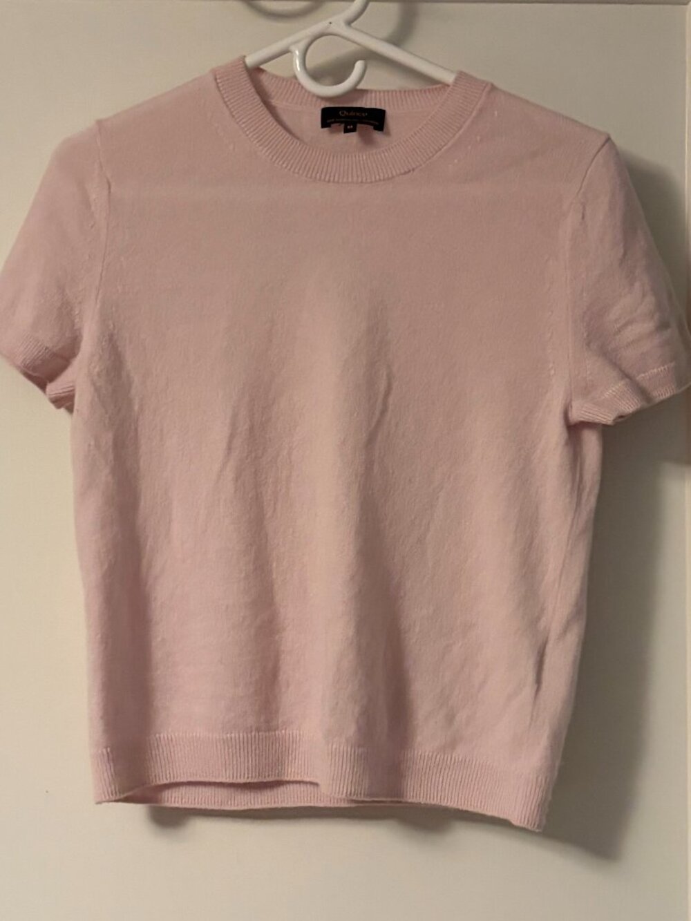 Quince 100% Mongolian cashmere tee minimal pink size medium quiet luxury pastel